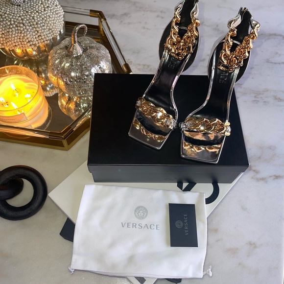 Versace Gold Medusa Chain Leather Sandal in Silver Mixed Metals - Picture 16 of 16